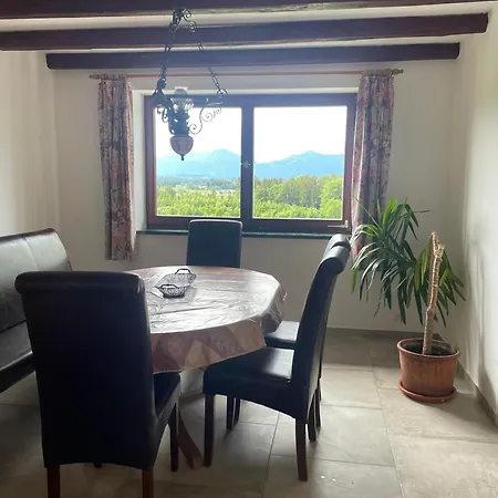 Siedenberg * Manholding